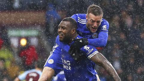 Nhật ký 388: Vòng 31 Ngoại hạng Anh: Leicester và West Ham giành 3 điểm nhọc nhằ Leicester